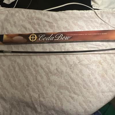 CodaBow Luma Cello Bow - Carbon Fiber - for Multistyle playing, fiddling, light weight image 4