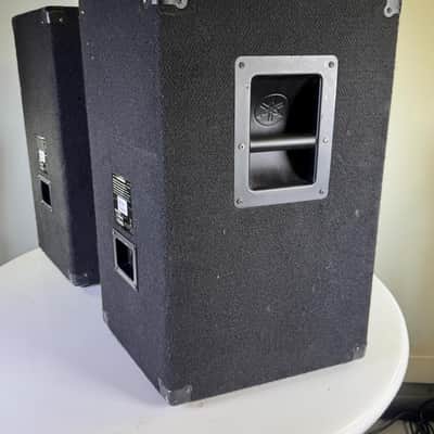 Yamaha BR15 15" 400 Watt Program 800 Watt Maximum Speaker Set (One Pair) image 3