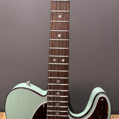 Fender Ultra Luxe Telecaster®, Rosewood Fingerboard, Transparent Surf Green image 2