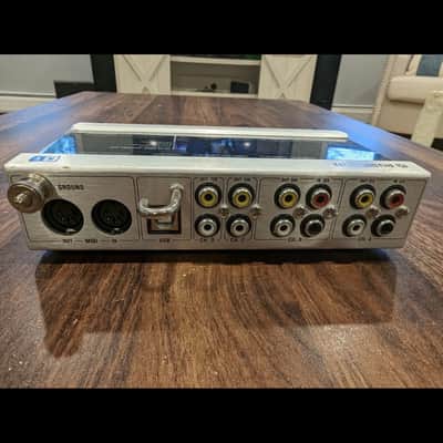Native Instruments Audio 8 DJ image 4