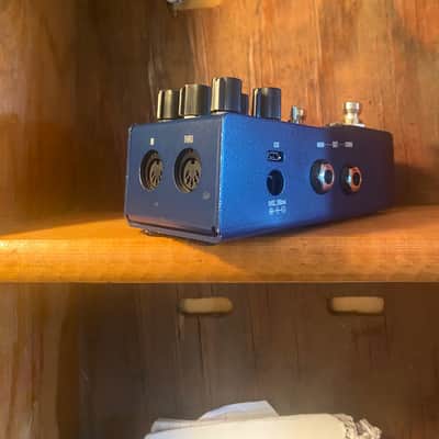 Walrus Audio Mako M1 High-Fidelity Modulation Machine 2022 - 2024 - Blue image 3