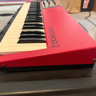 Nord Lead 2 49-Key 16-Voice Polyphonic Synthesizer image 7