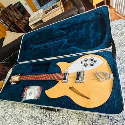 1998 Rickenbacker 330 Mapleglo image 15