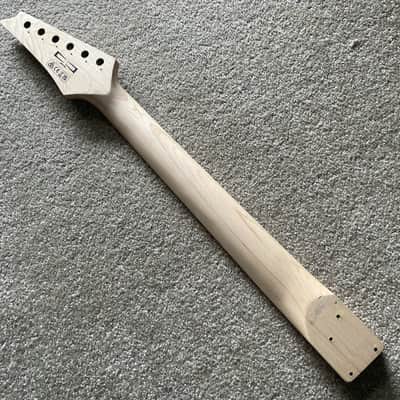 Maple Wood Mikro Ibanez Short Scale Guitar Neck, 24 Frets Fingerboard image 4