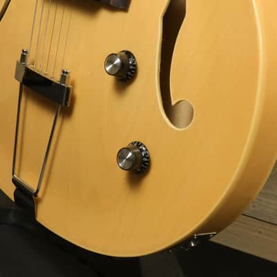 Grote Guitar Natural Hollow Body Jazz Electric Guitar Grwb-ztna - USED image 8