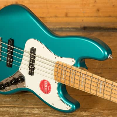 Squier Classic Vibe Active 70s Jazz Bass V - Maple - Ocean Turquoise - 5-String image 5