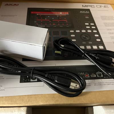 Akai MPC One Standalone MIDI Sequencer Gold Edition 2020 - Present - Gold image 3