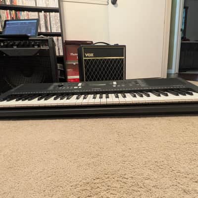 Yamaha PSR E363 image 9