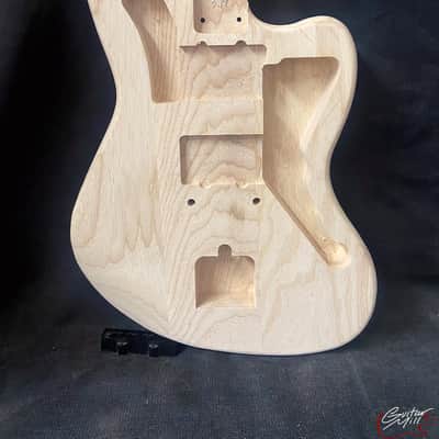 Guitar Mill Jazz-Style Body / Ultra Light Swamp Ash / 3 lbs. 14 oz. (#GIN-3767) image 1