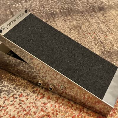 A3 Stompbox Custom Volume Pedal - Standard with Side Jacks image 3