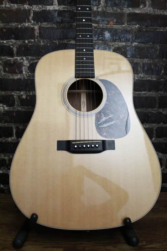 Martin D-16E