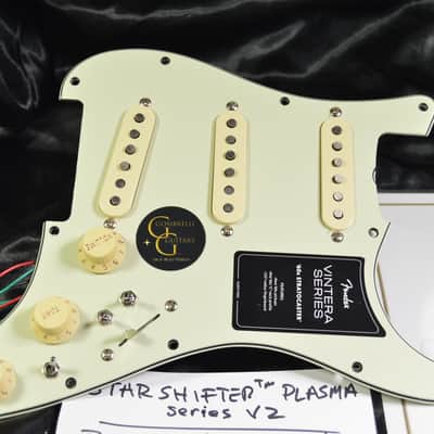 "VULCAN" 60S Hot Wired Fender Loaded Stratocaster Pickguard STARSHIFTER™ PLASMA image 2