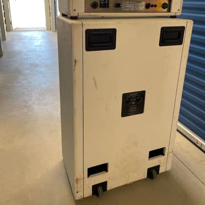 HiWatt HiWatt  DR201 and SE410115F Cab 2011 White image 6