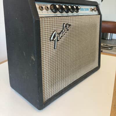 Fender Vibro Champ 6-Watt 1x8" Guitar Combo 1970 - 1980 - Silverface image 3