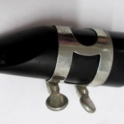 Artisan France Model 252 Intermediate Level Wood Clarinet w case, Good condition image 4