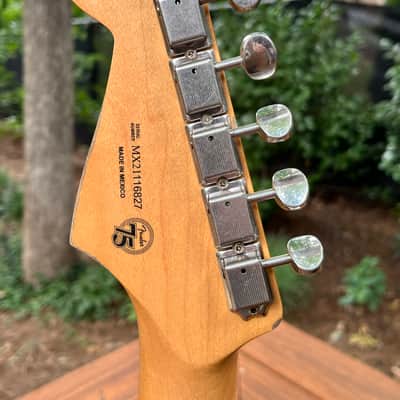 Fender Vintera 1960s Road Worn Stratocaster 2021 - Limited Edition Firemist Gold With New Fender Gig Bag image 5