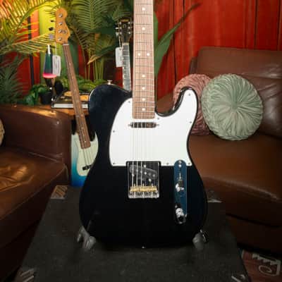 Fender MIJ Hybrid II Telecaster with Rosewood Fretboard 2020 - 2021 - Black image 4