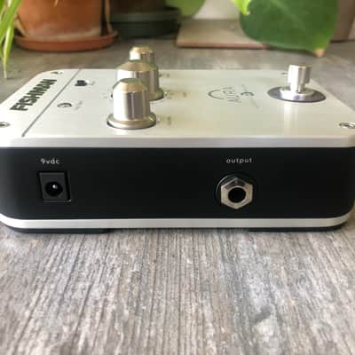 Fishman Aura Acoustic Imaging Nylon Pedal - Silver image 3