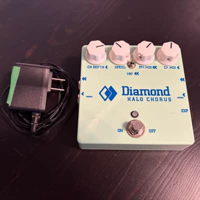 Diamond Halo Chorus 2000s - Seafoam Green image 5