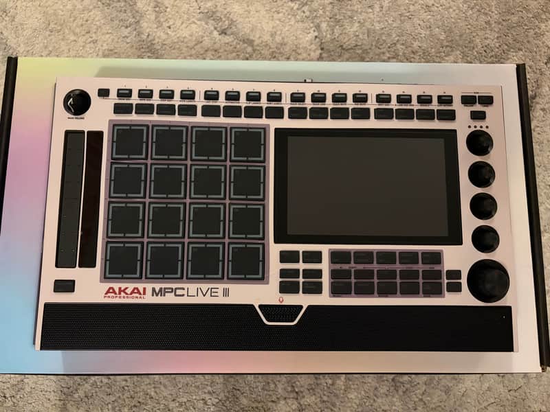 Akai MPC Live III Standalone Sampler / Sequencer - 500gb SSD