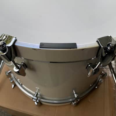 Yamaha 20x16 Absolute Hybrid Maple Bass Drum Polar White AHM image 6
