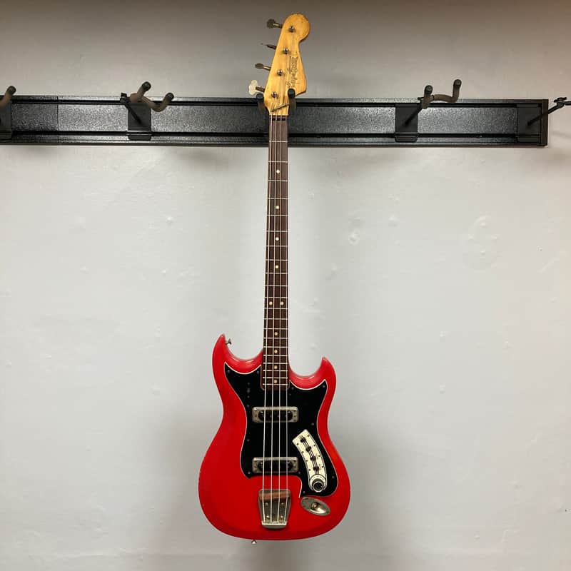 Hagstrom HII-B Mid-1960s Red Medium-Scale Bass – Serial 643772