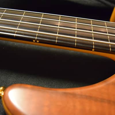 STR LS44P 2006 Burl Walnut Fretless image 8