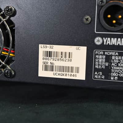 Yamaha LS9-32 32-Input Digital Mixing Console CG01VLQ image 12