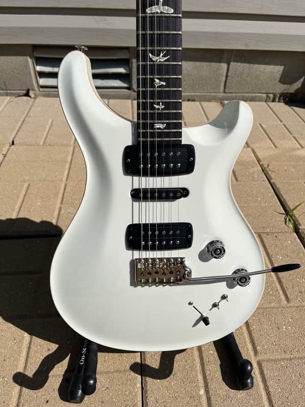 PRS Modern Eagle V - Antique White image 1
