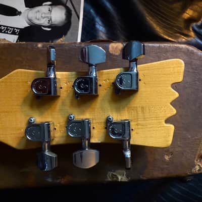 Red Mosrite Combo serial # 10 image 15