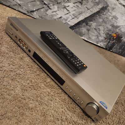Pioneer Pioneer VSX-C300 AV Multi Channel Receiver 2001 - Silver metal case image 7