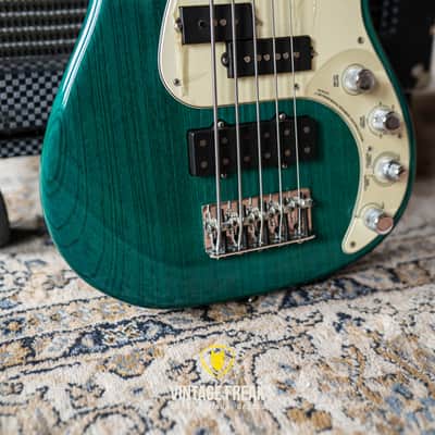 Fender Precision Bass Deluxe 2000s image 3
