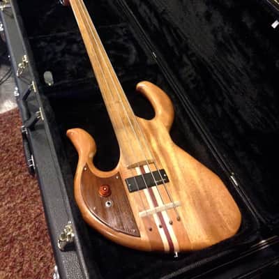 Wish Bass 4 string Lefty natural excellent overall minor imperfections image 3