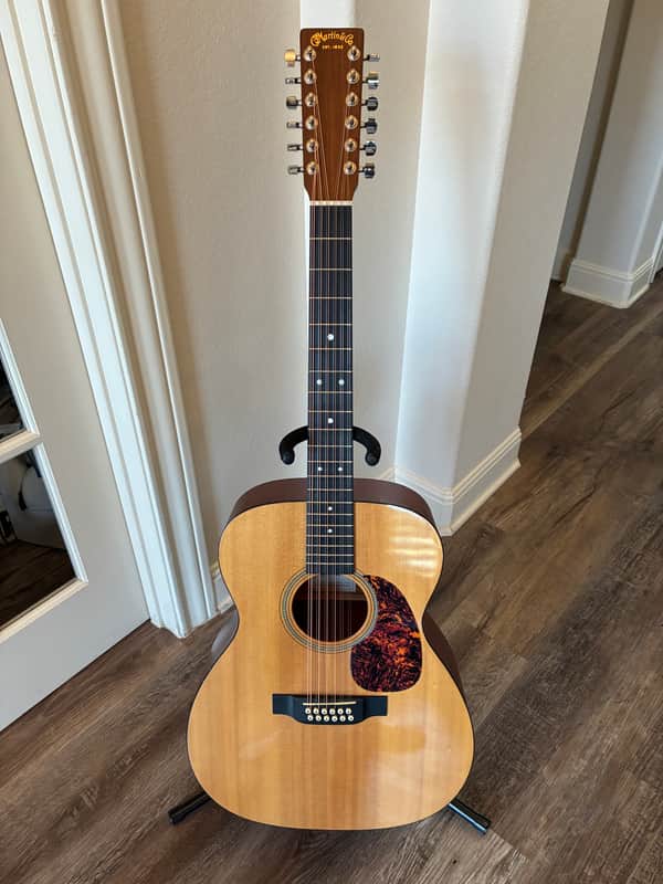Beautiful Martin J12-16GT Guitar, 12-String, Solid Mahogany/Spruce, K&K, Rare!