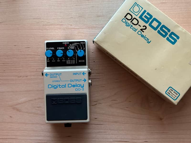Boss DD-2