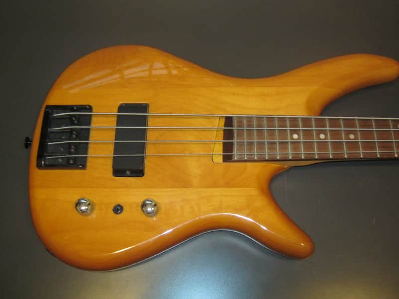 Fenix ( Young Chang ) Very Rare Bass 1990's Natural image 1