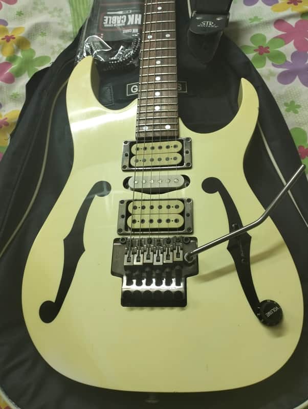 (Japan98) Ibanez PGM30 Paul Gilbert Signature with Lo TRS II Tremolo Japan 1998 image 1