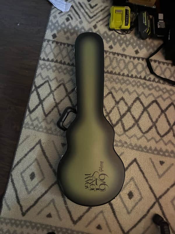 Gibson / TKL Adam Jones Les Paul Case 2025 - Aged silver burst image 1