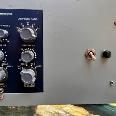 Pair of Neve 2254e - recapped/calibrated image 3