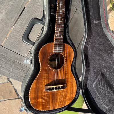 Bear Creek Guitars Tenor Ukulele 2009 - Matte image 1