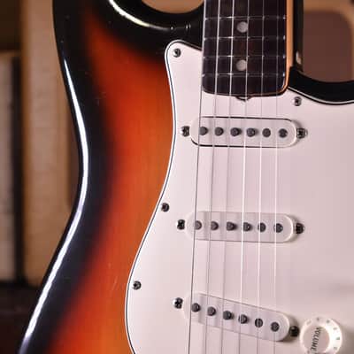 Fender Stratocaster 1965 - Sunburst image 2