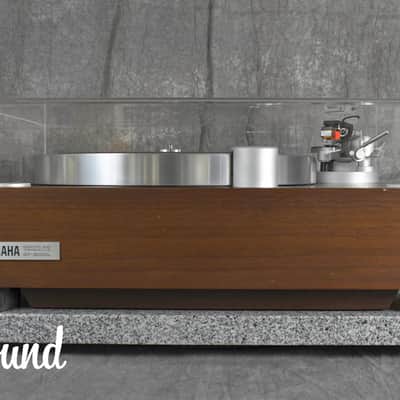 YAMAHA GT-2000L Turntable [Woodgrain Plinth Version] W/ Auto Lifter Adjust. image 17