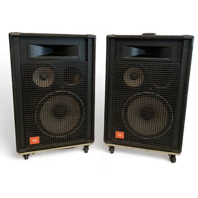 JBL MPro MP418S (18