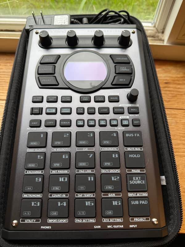 Roland SP-404MkII W/ Hardshell Case and SD Card! Great Value! image 1