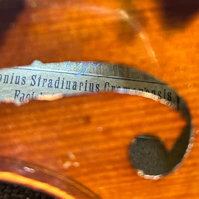 Vintage 4/4 adult violin- labeled - original dark finish image 4