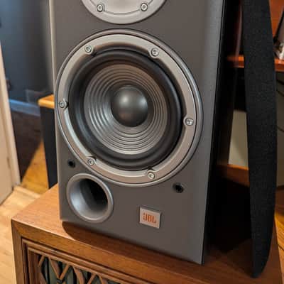 JBL E30 2003 - Black image 2