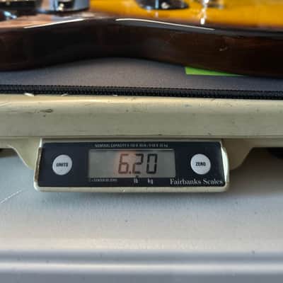 Vintage 1964 Gibson Melody Maker D - Sunburst image 17