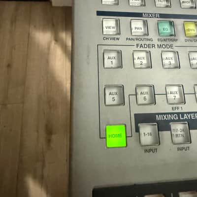 Yamaha AW4416 Professional Audio Workstation 16-Track Digital Recorder 2000s - Silver image 3