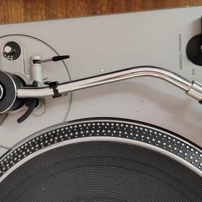 Technics SL1500 turntable in excellent condition serviced - 1980's image 4
