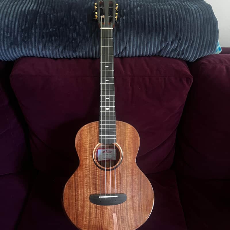 Kala Acacia Contour Baritone Ukulele - Gloss image 1